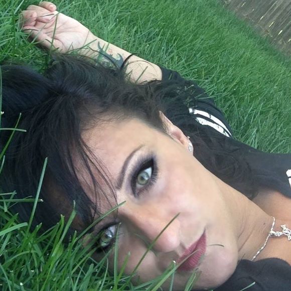 Meet your Posher, Kerry - Picture 1 of 1